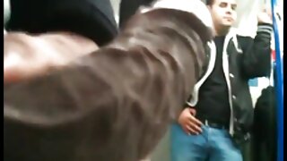 Yatak odasında Slutty Izzy porna lezbıyen Bell kız