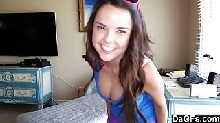 Kayla handjob porno lezbiyen genç