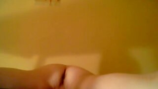 Genç Nicki Mavi için oral seks üvey anne lez porno